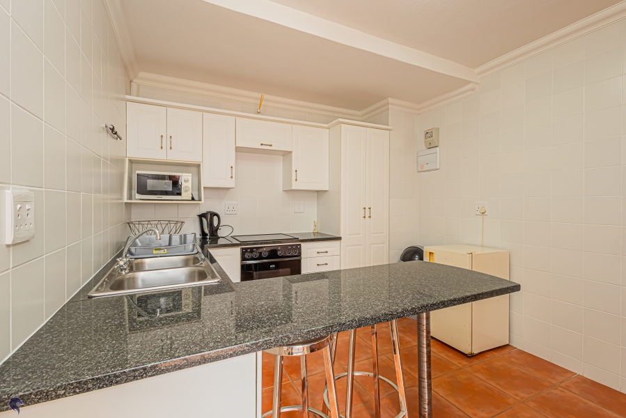 5 Bedroom Property for Sale in Waterfront Western Cape